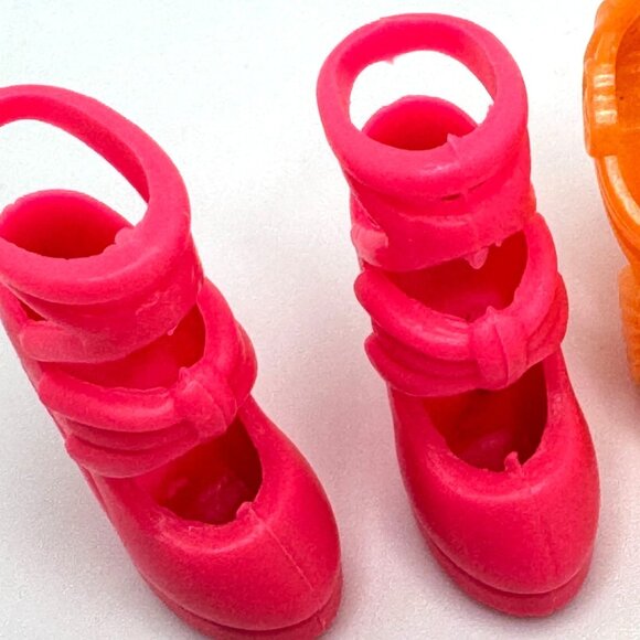 Barbie Doll Shoes 7 Pairs High Heels & Boots Assorted Styles & Colors - Picture 8 of 16